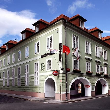 Hotel Maly Pivovar Ческе-Будеёвице Экстерьер фото