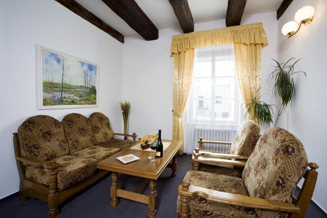 Hotel Maly Pivovar Ческе-Будеёвице Номер фото